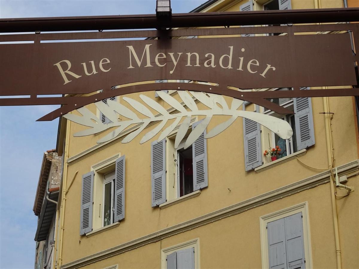 Apartment Rue St Antoine Канни Екстер'єр фото